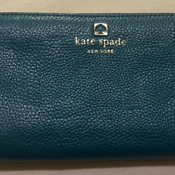 kate spade Handbags - Kate Spade Wallet